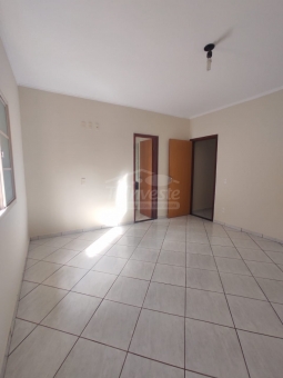 CASA NO BAIRRO ELDORADO