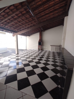 CASA NO BAIRRO ELDORADO