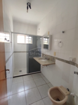 CASA NO BAIRRO ELDORADO