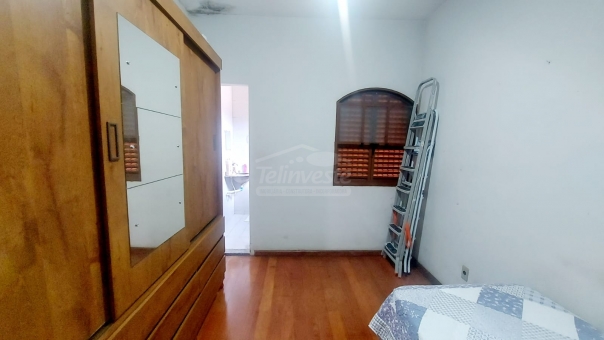 CASA NO BAIRRO CANDEIAS PROXIMO A AV DA MODA 