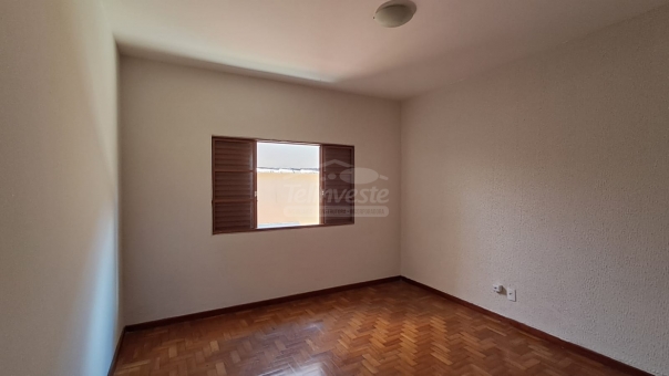 EXCELENTE CASA - EXPOSI&Ccedil;&Atilde;O