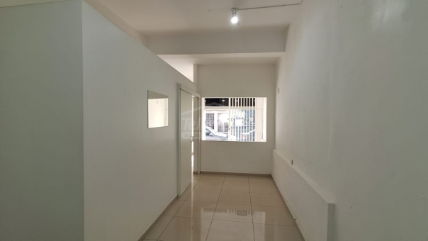 COMODO - COMERCIAL