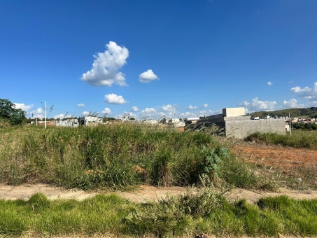 LOTE / TERRENO -  BAIRRO JARDIM CANAD&Aacute; 3