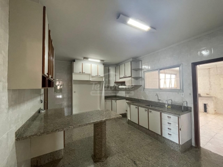 APARTAMENTO NO CENTRO