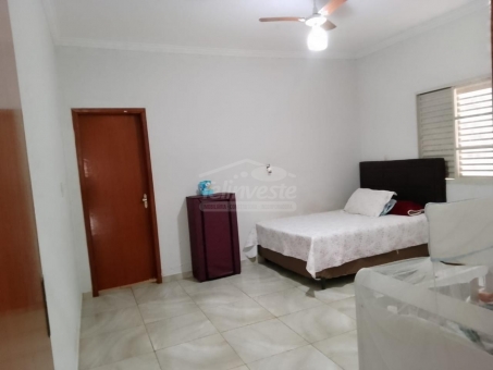 CASA NO PARQUE CASAR&Atilde;O 