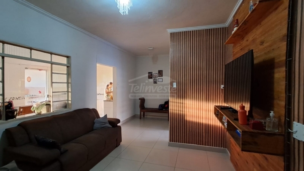 CASA - POLIVALENTE