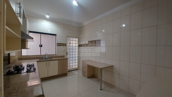 CASA NO BAIRRO JARDIM ELDDORADO 