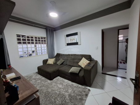 CASA NO BAIRRO MARIA ROSA