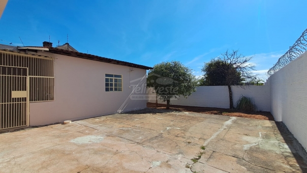 CASA - JARDIM ELDORADO