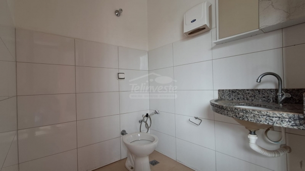 COMODO COMERCIAL - SANTA CASA