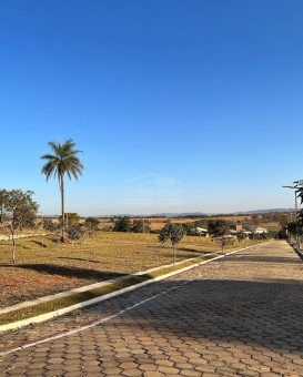 Excelente Oportunidade de Lote - Condom&iacute;nio Granville