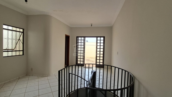 APARTAMENTO DUPLEX COM AREA DE LAZER - CENTRAL