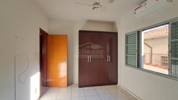 CASA EXCELENTE LOCALIZA&Ccedil;&Atilde;O NO CENTRO