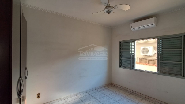 CASA EXCELENTE LOCALIZA&Ccedil;&Atilde;O NO CENTRO