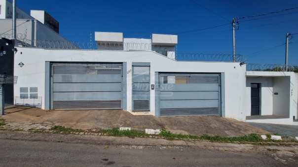 APARTAMENTO NO JARDIM PINHEROS- PERTO DO FORUN