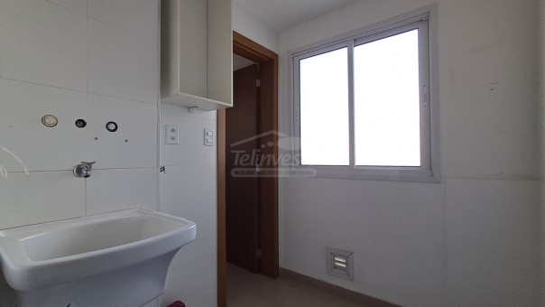 APARTAMENTO NA AVENIDA DA MODA (SANTA CASA) 