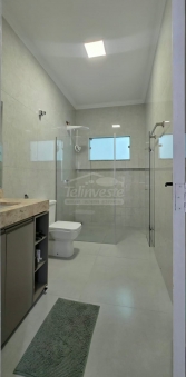 CASA RESIDENCIAL A VENDA - NOVO MUNDO