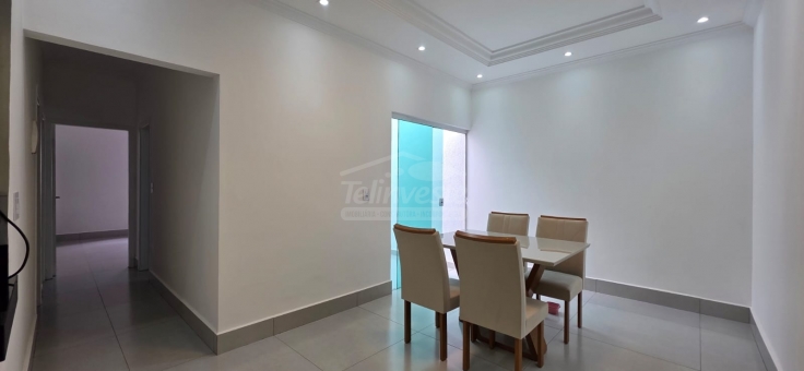 CASA RESIDENCIAL A VENDA - NOVO MUNDO