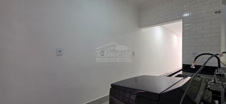 CASA RESIDENCIAL A VENDA - NOVO MUNDO