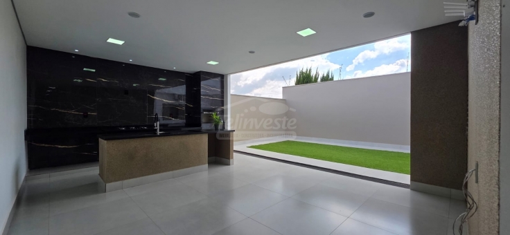 CASA RESIDENCIAL A VENDA - NOVO MUNDO