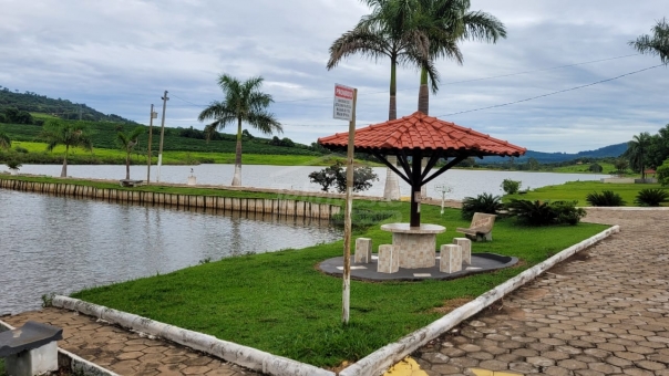 CHACARA EM MONTE SANTO DE MINAS