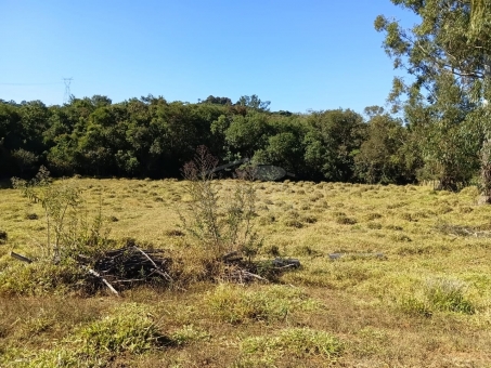 CHACARA EM PASSOS/ BOM JESUS
