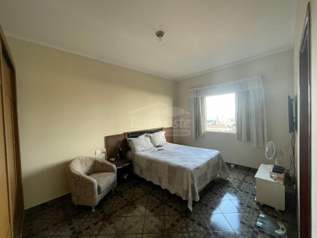 COMODO COMERCIAL E APARTAMENTO A VENDA 