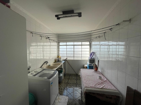 COMODO COMERCIAL E APARTAMENTO A VENDA 