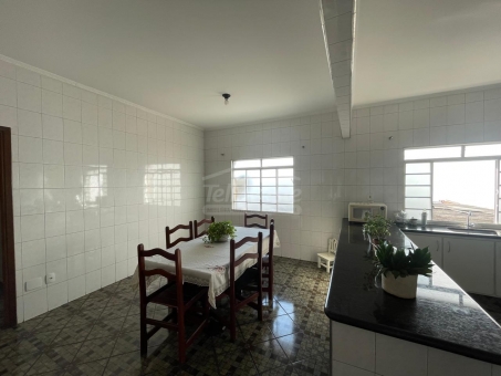 COMODO COMERCIAL E APARTAMENTO A VENDA 