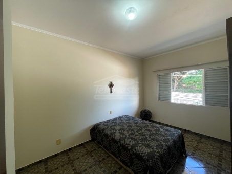 COMODO COMERCIAL E APARTAMENTO A VENDA 
