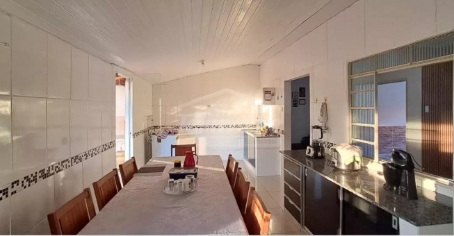CASA A VENDA - JARDIM POLIVALENTE 