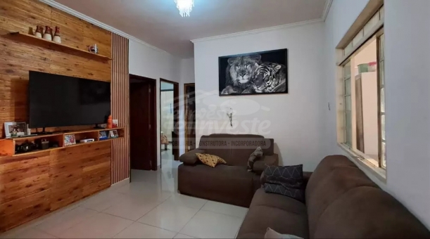 CASA A VENDA - JARDIM POLIVALENTE 