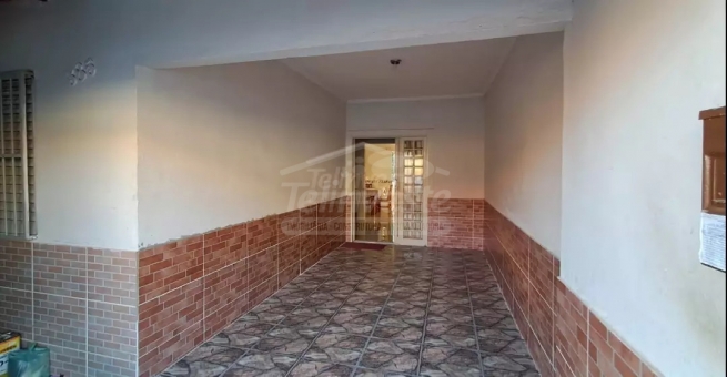 CASA A VENDA - JARDIM POLIVALENTE 