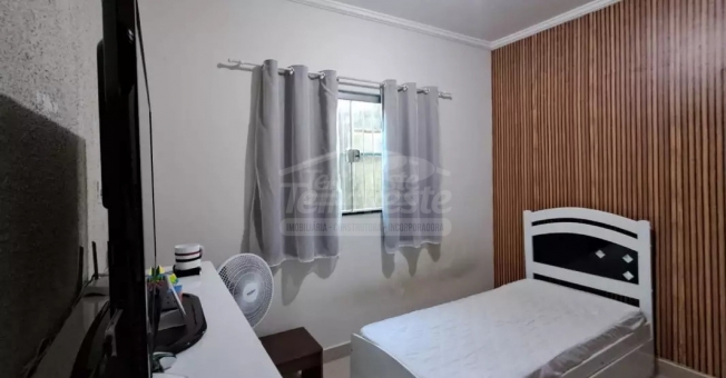 CASA A VENDA - JARDIM POLIVALENTE 