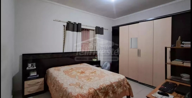 CASA A VENDA - JARDIM POLIVALENTE 