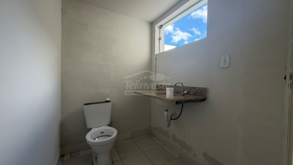 COMODO COMERCIAL 