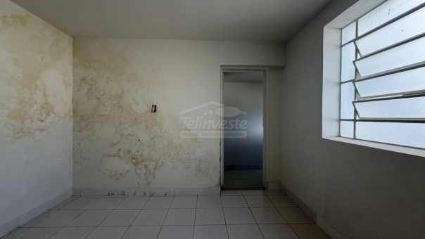 COMODO COMERCIAL 