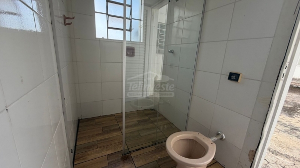 COMODO COMERCIAL 