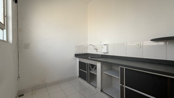COMODO COMERCIAL 