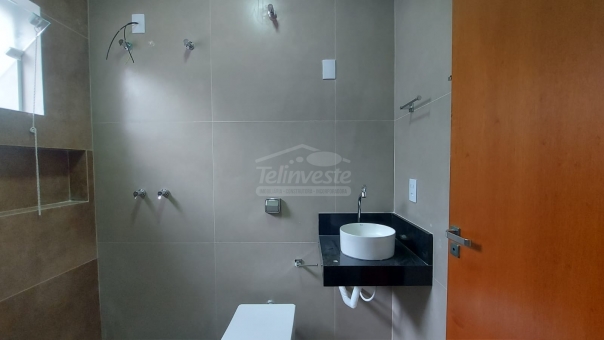 EXCELENTE CASA, CONSTRU&Ccedil;&Atilde;O NOVA - PARQUE ALVORADA