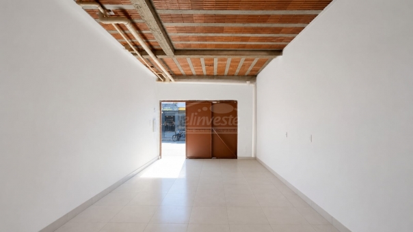COMODO COMERCIAL 