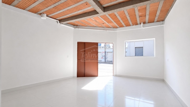COMODO COMERCIAL