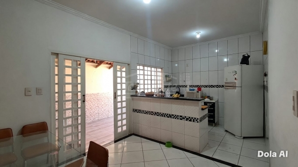 CASA COM PISCINA - JARDIM PANORAMA