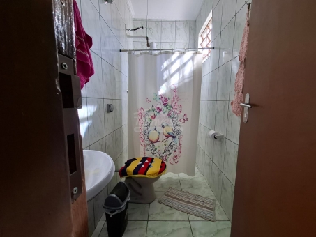CASA NO BAIRRO COHAB 