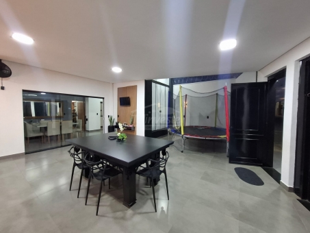 CASA NO BAIRRO MARIA E VADICO