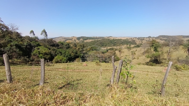 &Aacute;rea Rural no munic&iacute;pio de Prat&aacute;polis