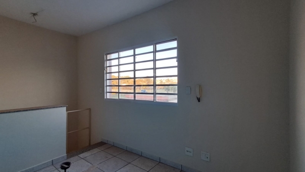 Comodo comercial - Santa casa 