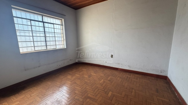 Casa &agrave; venda Centro Passos MG