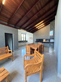 CASA A VENDA - VILA BETINHO