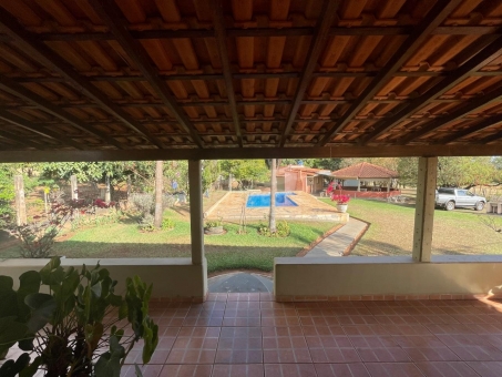 SITIO 2 ALQUEIRES A 8 KM DE PASSOS 